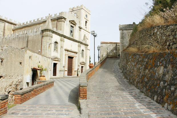 De kerk van Savoca, waar het huwelijk uit 'The Godfather' plaatsvond.  