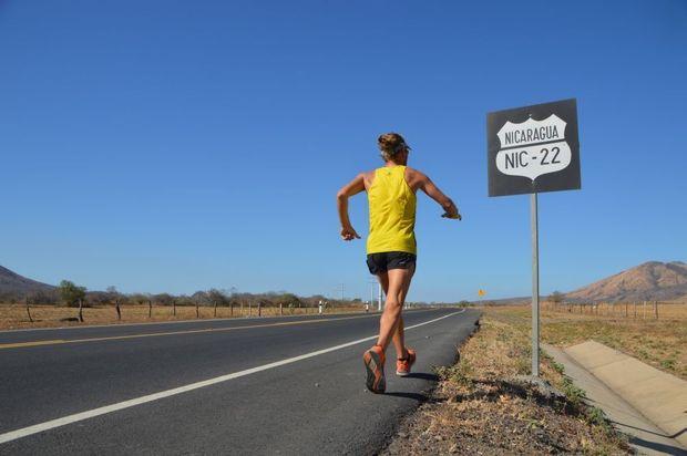 Twee Belgen rennen 590 marathons in twee jaar: 'Ons leven is nu zeer klein, maar toch ontzettend rijk'