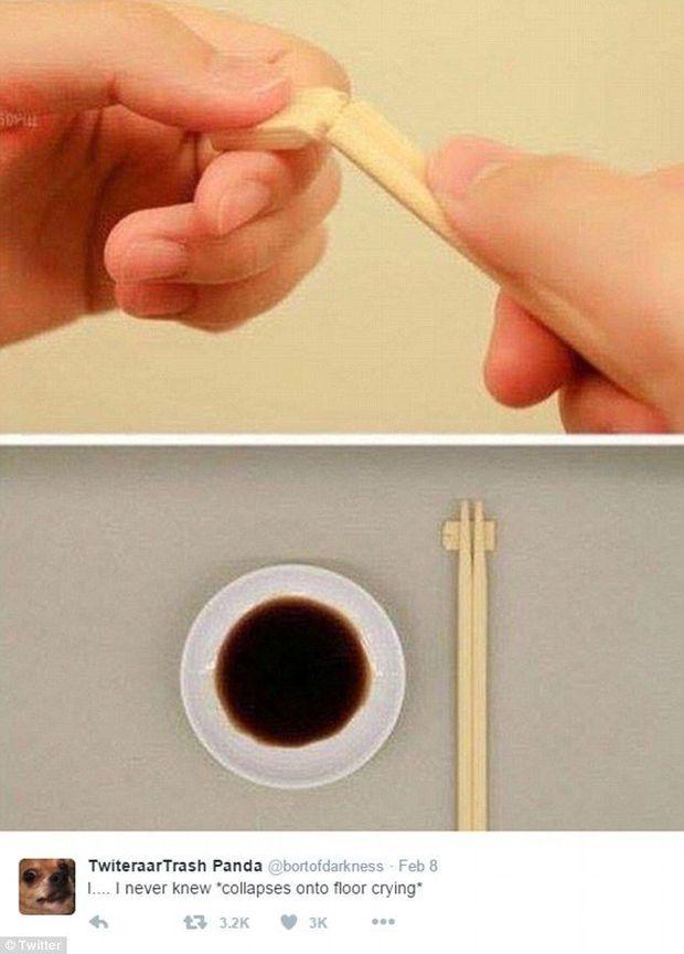 Je doet het fout (of niet): daarom zit er een houten stukje bovenaan je chopsticks
