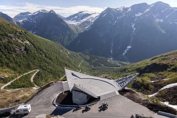 Spectaculair nieuw panoramisch uitzichtpunt 'Utsikten' geopend in Noorwegen