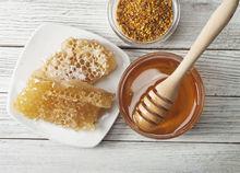 Honing, honingraat & pollen