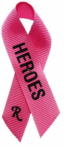 Raf Simons ontwerpt Pink Ribbon-lintje