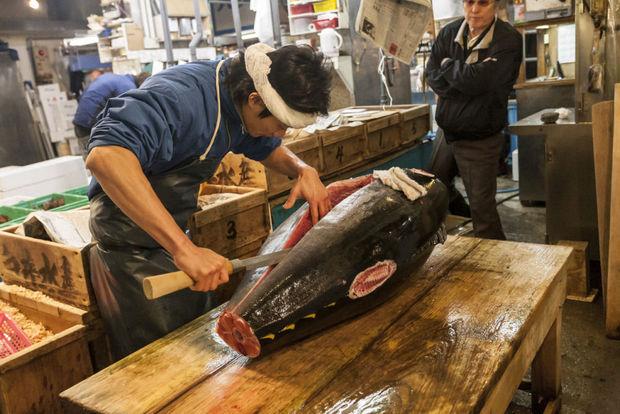 Beroemde vismarkt Tsukiji in Tokio sluit de deuren