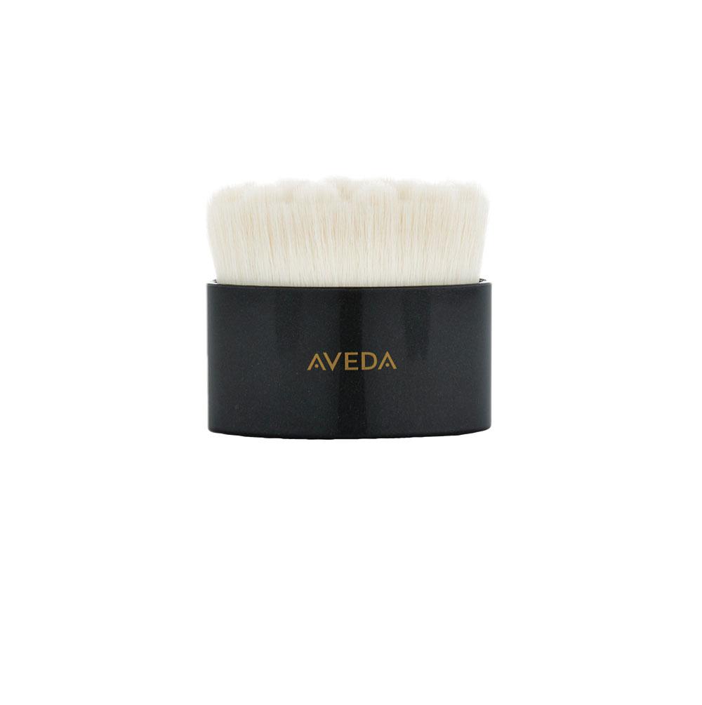 Radiant awakening ritual van Aveda, 39 euro voor de facial dry brush.