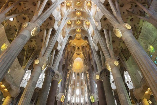Video: zo zal de Sagrada Familia eruitzien als de kerk voltooid is