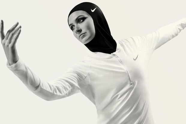 Figuurschaatser Zahra Lari voor Nike