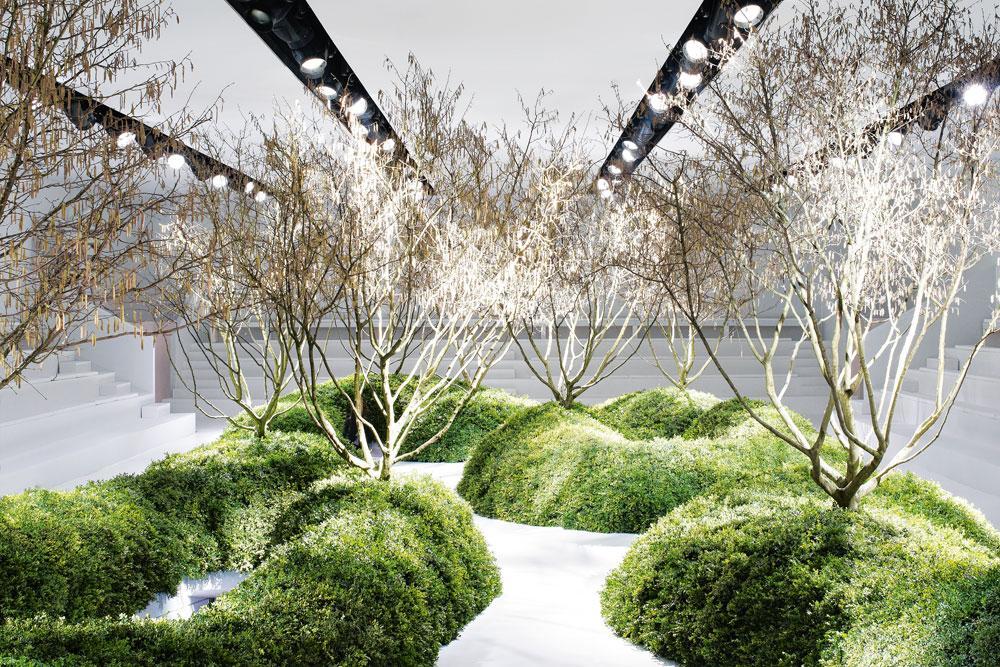 Op vraag van Raf Simons ontwierpen ze een catwalkparkje voor de lenteshow 2013 van Dior in Parijs.