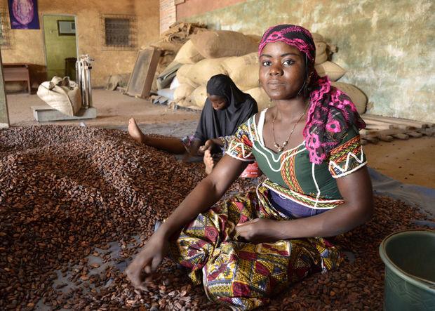 Gigant Mondelez over zijn duurzame cacao: 'Alleen door het zelf te doen, kunnen we een echte transformatie zien'