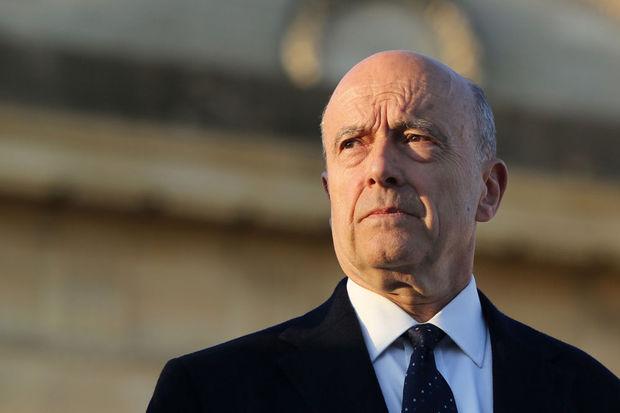 France: Sarkozy éliminé, la future candidature de droite à la présidentielle se joue entre Fillon et Juppé
