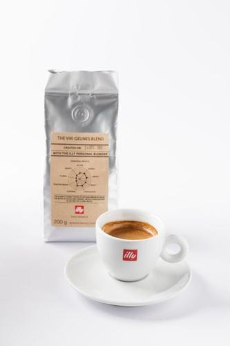 Sterrenchef Viki Geunes ontwikkelt gepersonaliseerde koffieblend in samenwerking met Illy