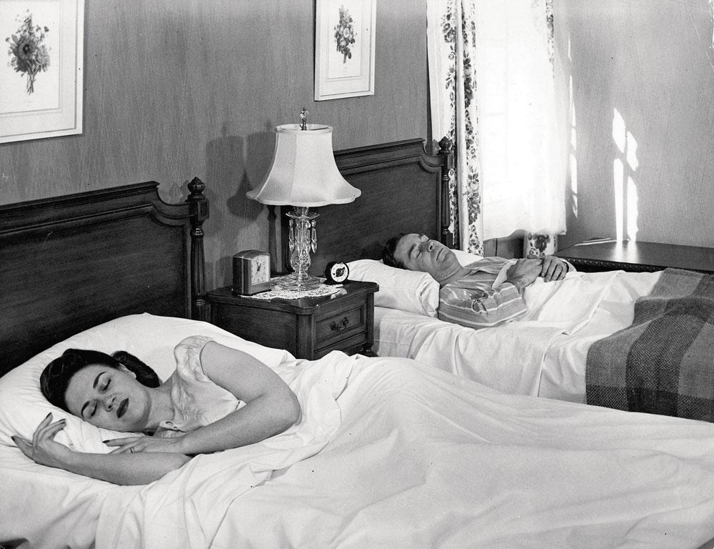 Sleeping apart together: vier koppels, gescheiden van bed