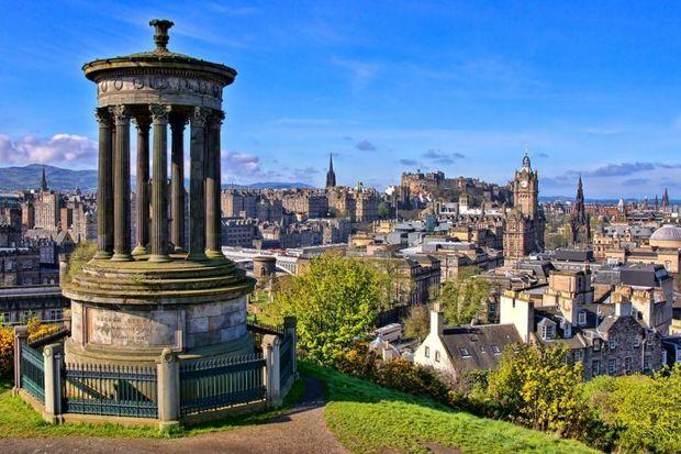 Video: zo zag Edinburgh er 500 jaar geleden uit