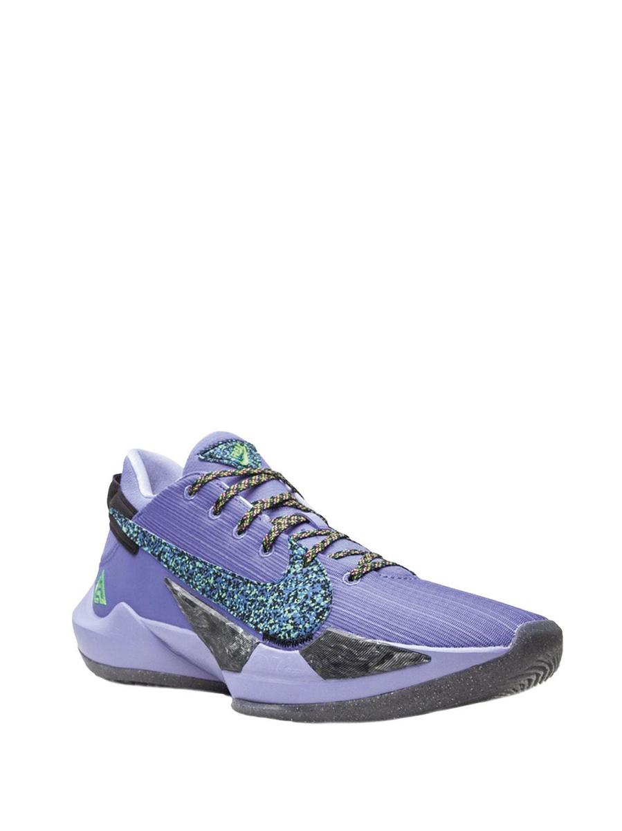 Zoom Freak 2 sneakers (222 euro), Nike, via farfetch.com