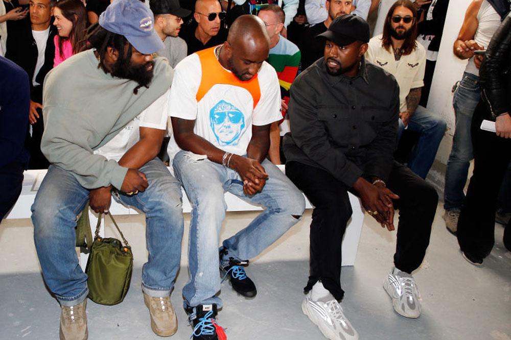 Front row in sneakers met Virgil Abloh en Kanye West