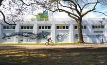 Lucien beschilderde vorig jaar een muur in het Parc de la Boverie voor de inhuldiging van het gelijknamige museum.