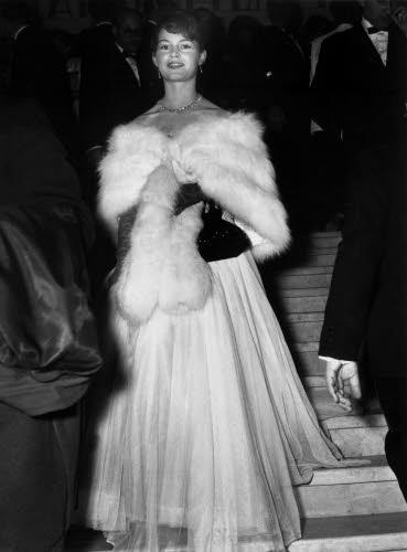 Brigitte Bardot op het festival van Cannes in 1953.