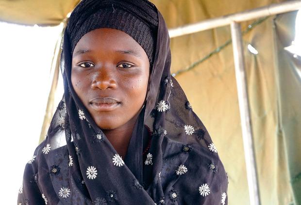 Le temps qu'elle parte acheter du thé, Boko Haram avait attaqué le village d'Adama, qui vit désormais dans un camp de réfugiés.
