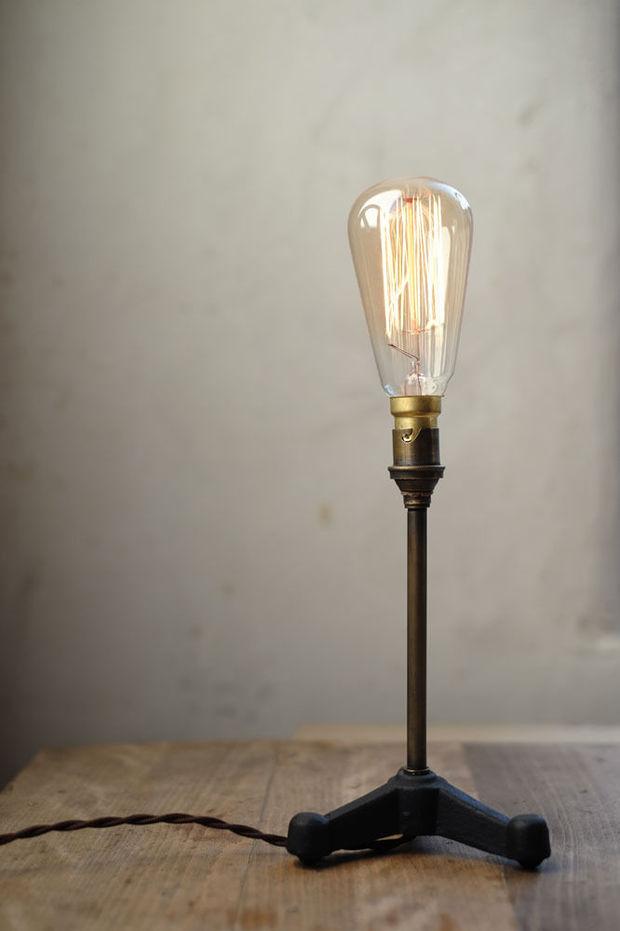 Expo: lichtdesigner Miguel Algoet stelt 'Vergeten Verlichting' tentoon