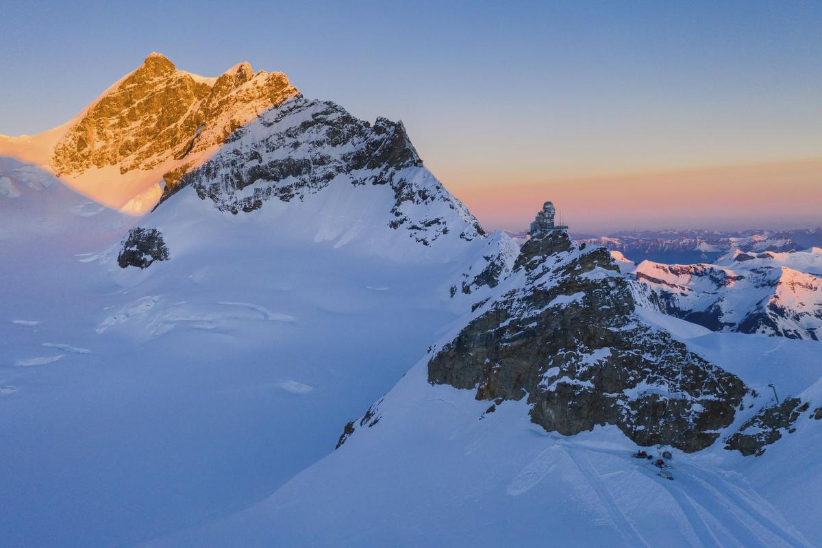 De vierduizend meter hoge top genaamd Jungfrau