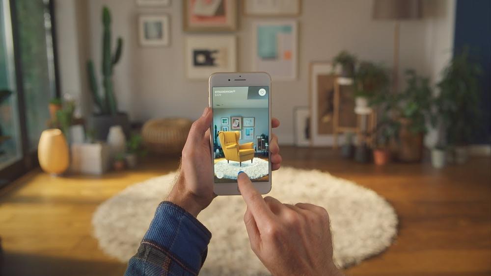IKEA experimenteert als sinds 2017 met Augmented Reality.