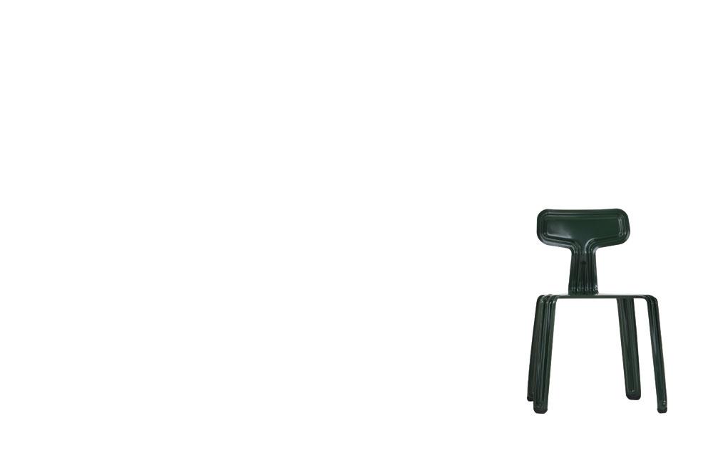 Pressed Chair, gemaakt van één stuk metaal, bij Nils Holger Moormann, nu in nieuwe kleuren. moormann.de