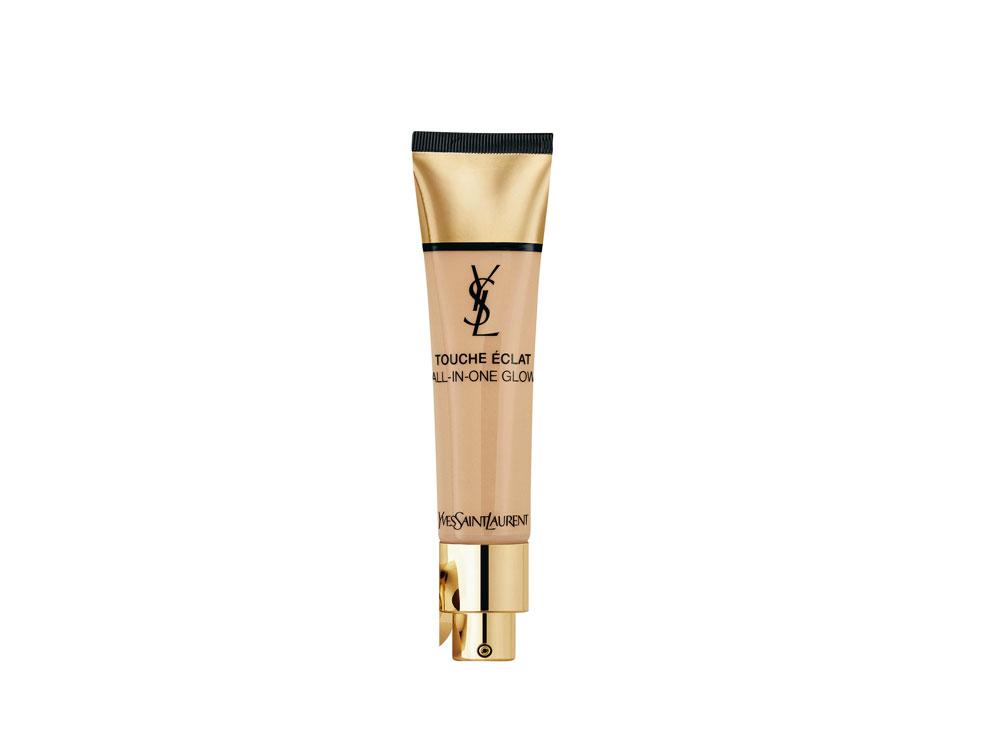 Touche Eclat All-in-One Glow (47 euro), Yves Saint Laurent.