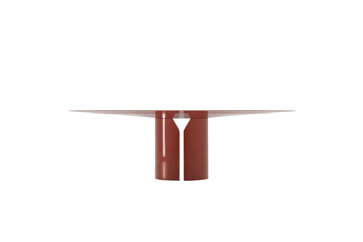NVL Table, monochrome architecturale eet- of vergadertafel van gegoten polyurethaan, gereconstrueerd marmer en staal, Jean Nouvel voor Mdf Italia, prijs op aanvraag, mdfitalia.com