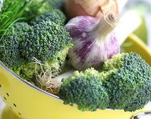 Broccolisoep met zalmballetjes