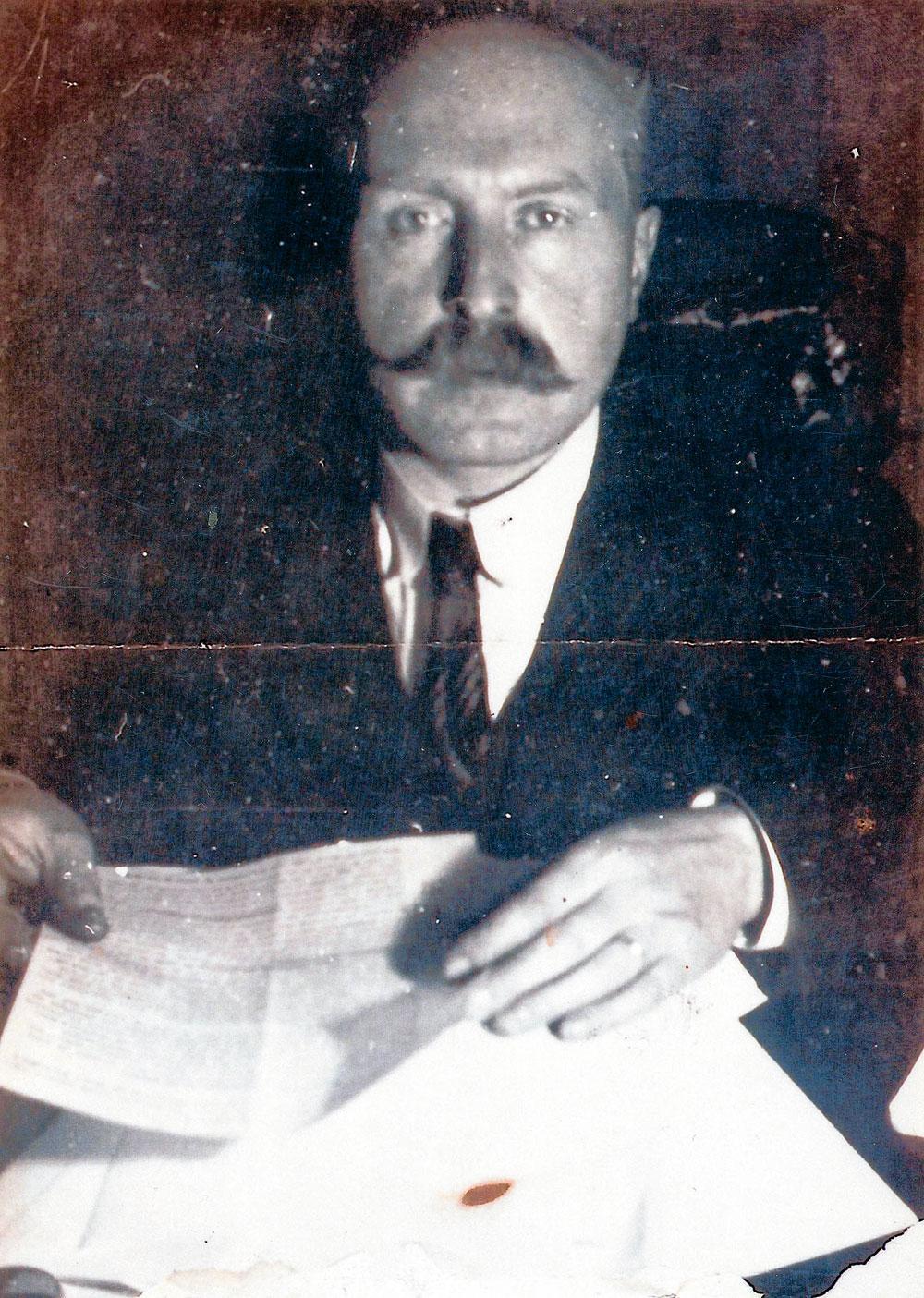 Adolphe Houba (1894 - 1947), avocat liégeois, mort de son incarcération au camp de Breendonk.