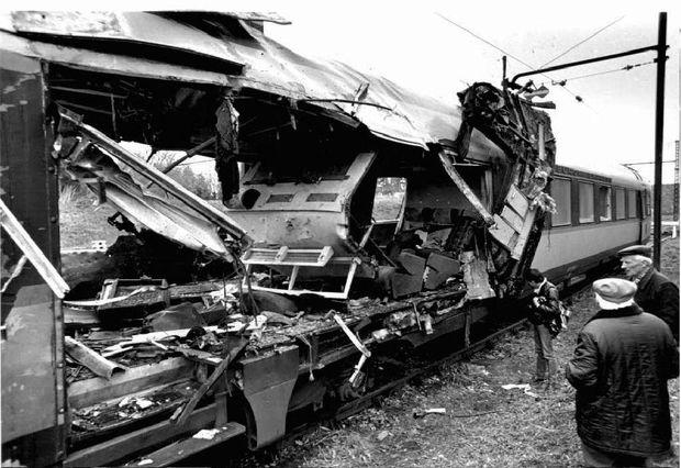 L'attentat du Capitole, le 29 mars 1982 Pariq - Toulouse , attribué à Carlos. Il a causé 5 morts et 29 blessés.