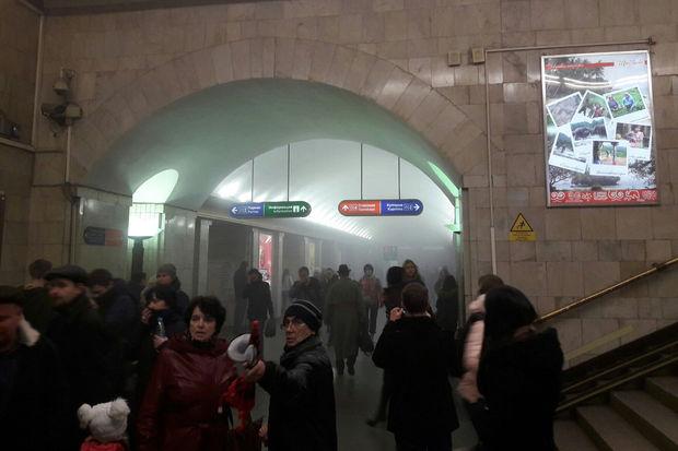 Explosion dans le métro de Saint-Pétersbourg: enquête ouverte pour 