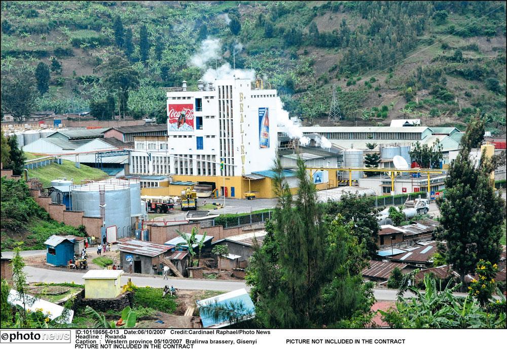 La brasserie Bralirwa, située à Gisenyi, au Rwanda, a continué à fonctionner pendant le génocide de 1994. Heineken rejette pourtant toute responsabilité.