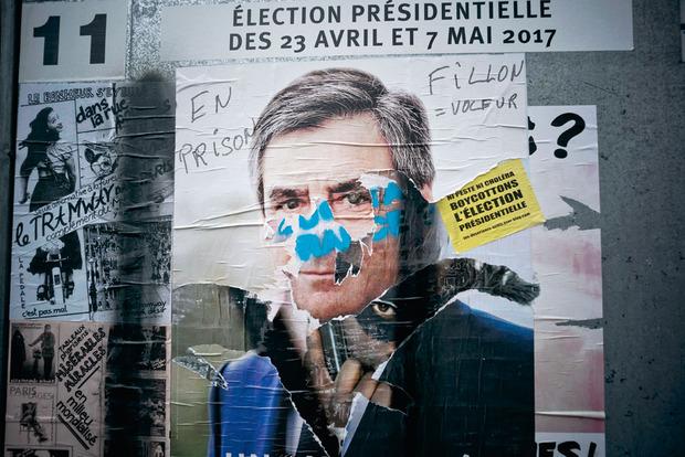 François Fillon a hypothéqué une victoire qui lui était promise ; ce qui a provoqué un déplacement d'intentions de votes vers Marine Le Pen. Mais un mouvement inverse n'est pas exclu.