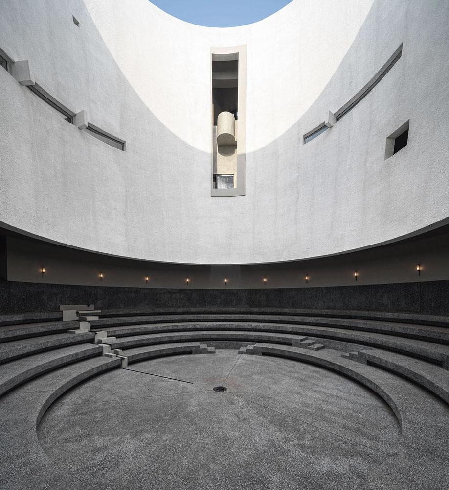 Amfitheater van het Aranya Art Center in Qinhuangdao, een van Neri & Hu's meest recente projecten.