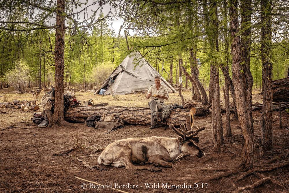 Kampeervrienden maken in Khövsgöl, een niemandsland in Noord-Mongolië.