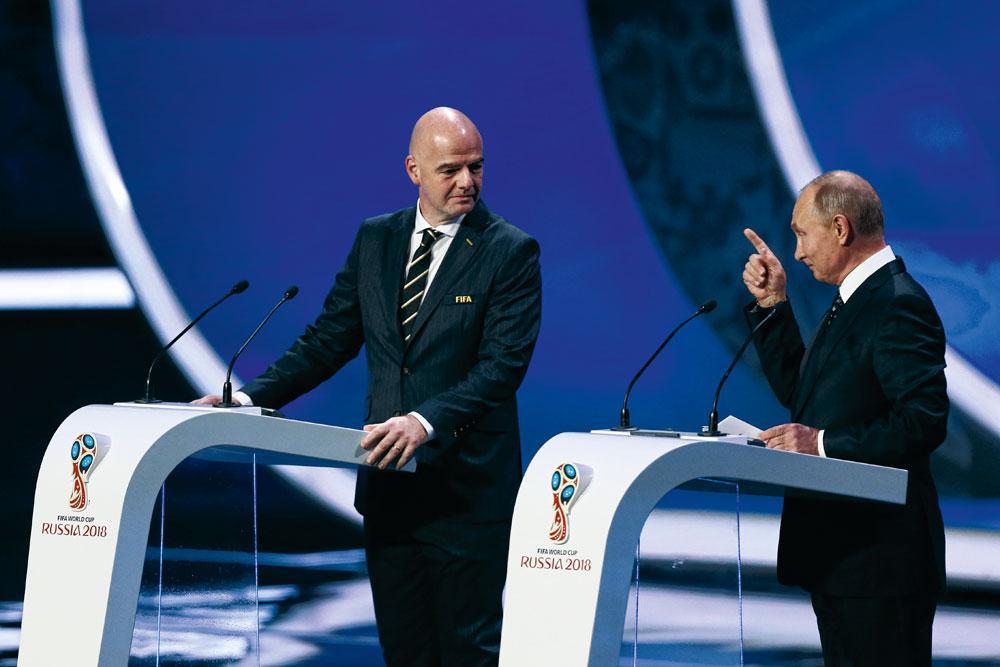Gianni Infantino, président de la Fifa, et Vladimir Poutine. 