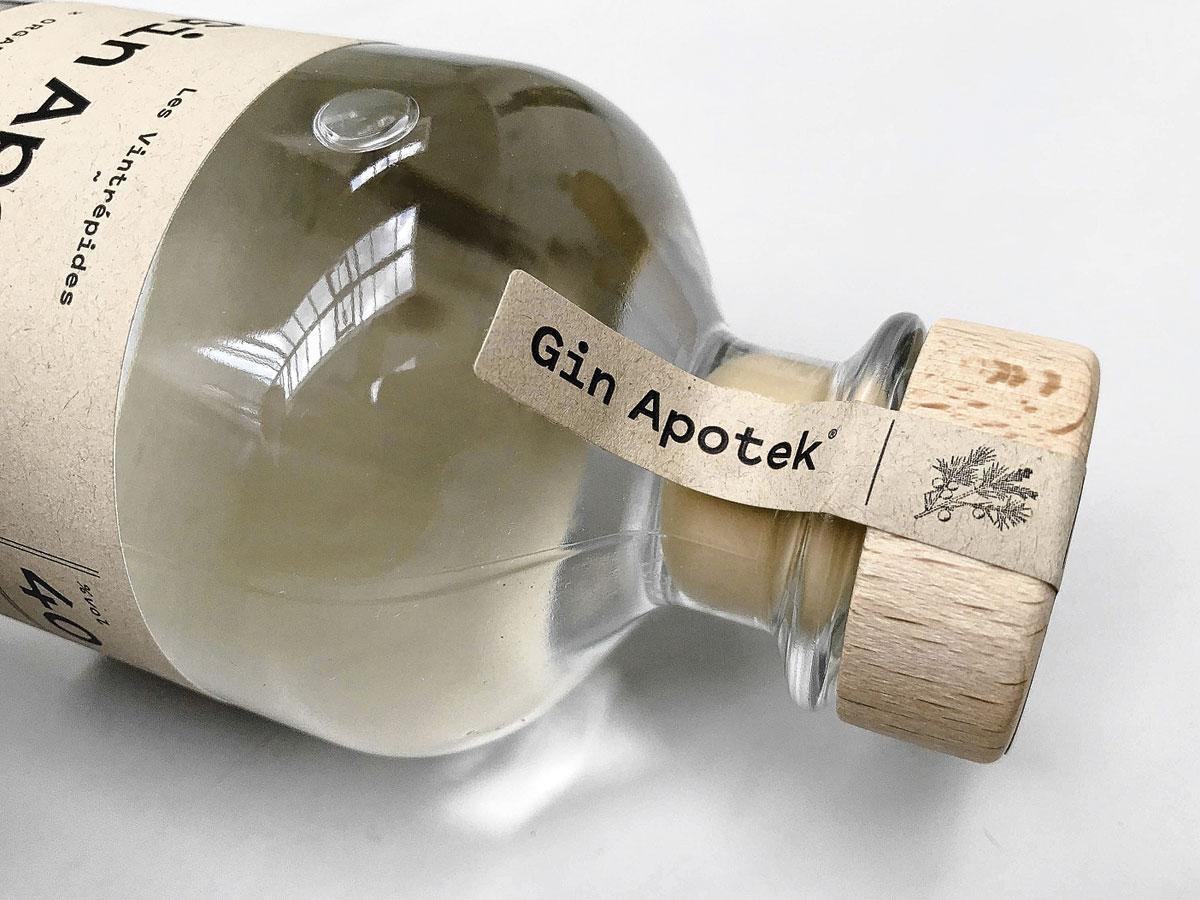 Gin Apotek van Les Vintrépides, gemaakt op basis van biogecertificeerde producten.