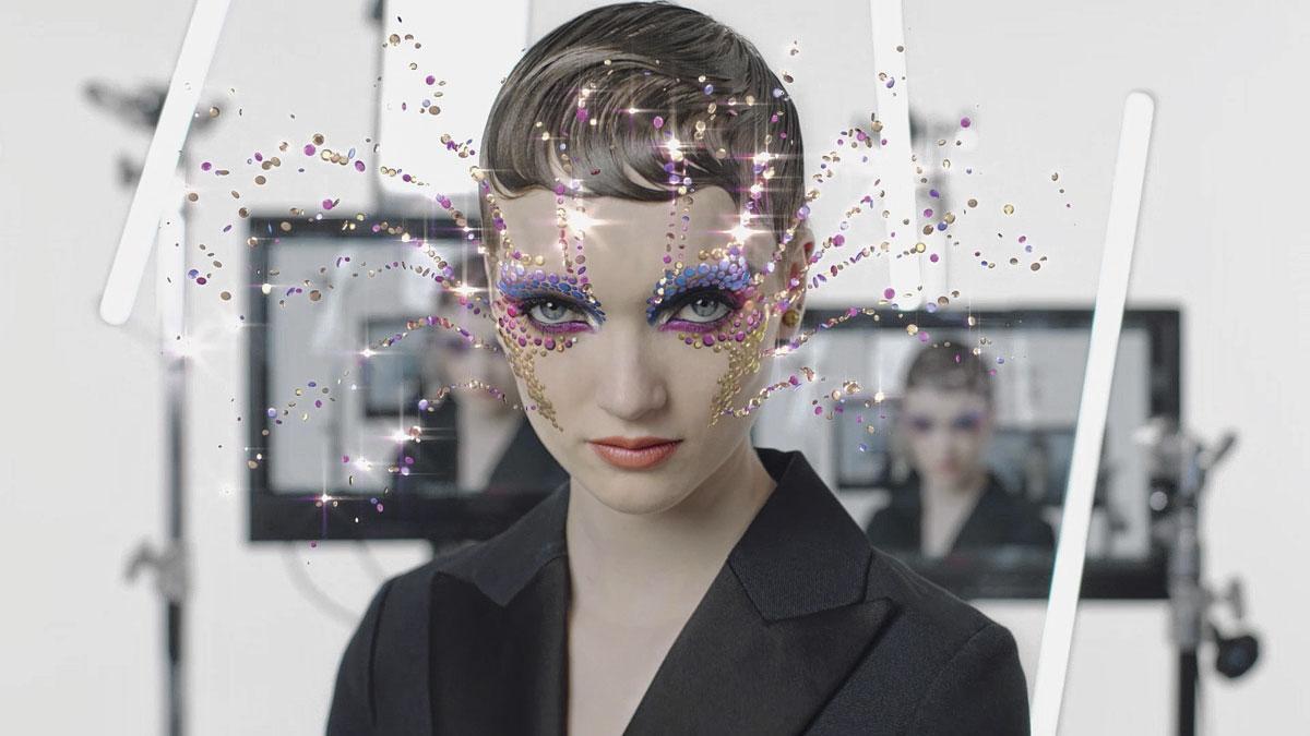 Voor de eindejaarsfeesten lanceerde Dior virtuele make-up, o.a. als Instagramfilter.