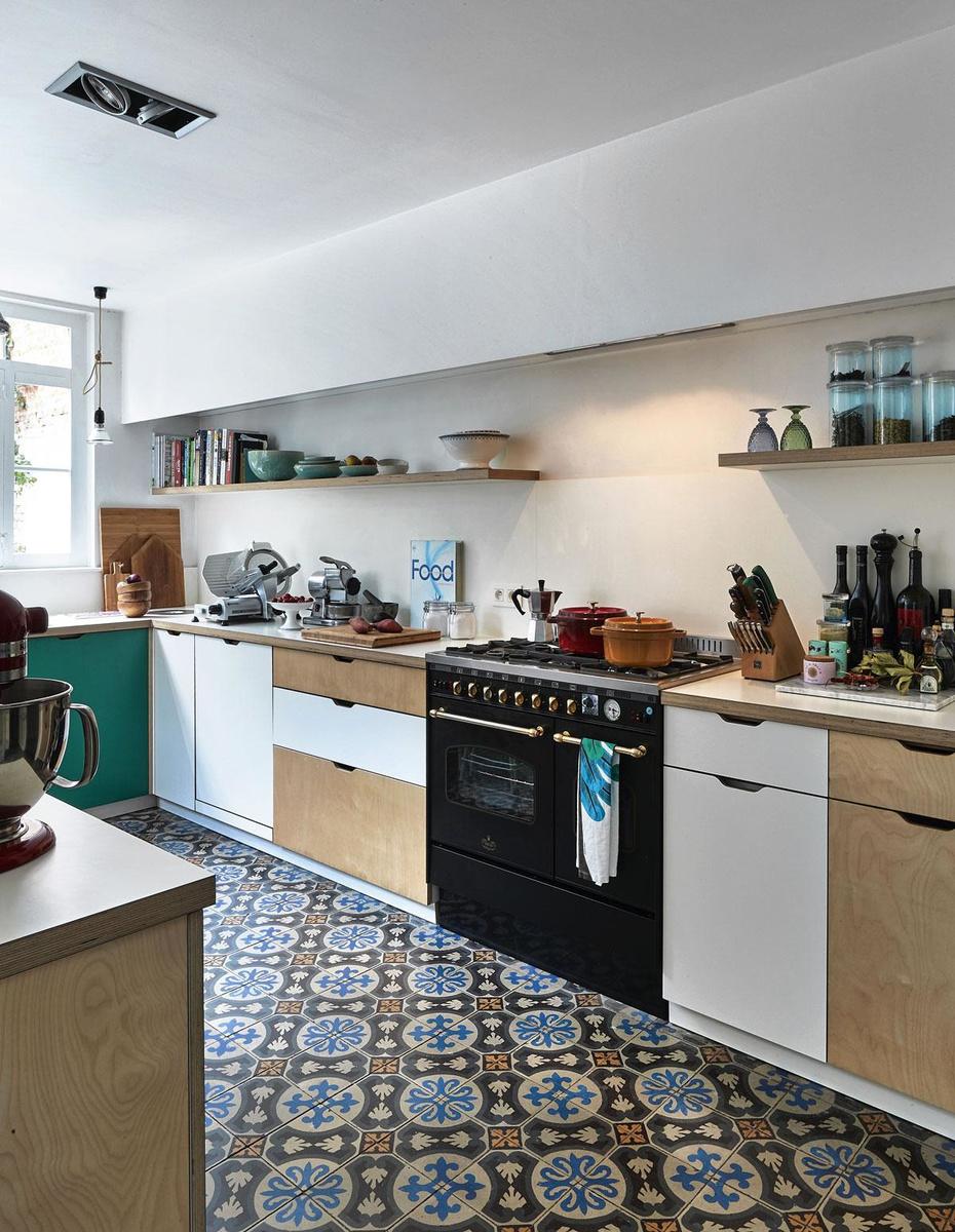 De keuken is een ontwerp van architecte Kim Verbist.