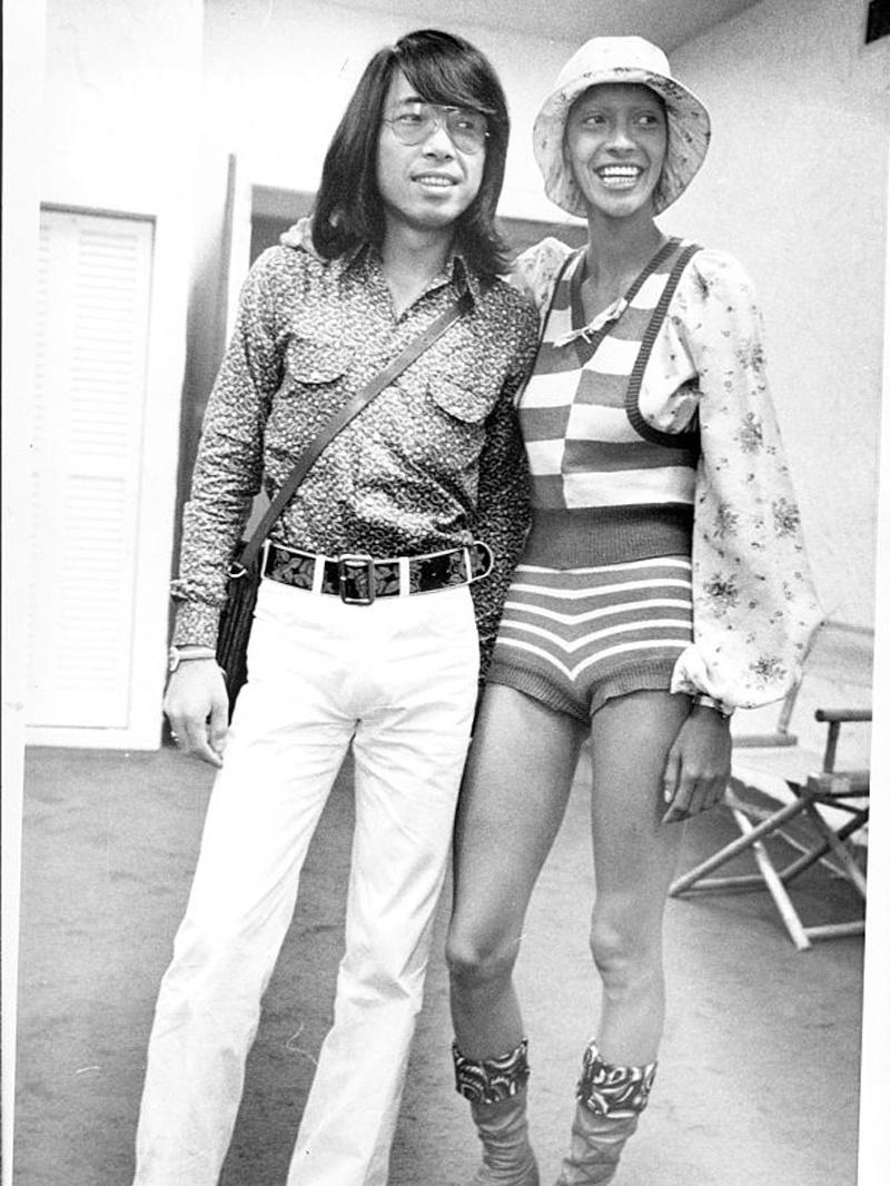 Kenzo Takada en Carol la Brie in 1971 in New York