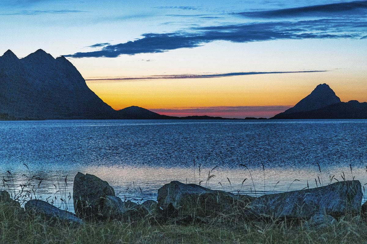 Op eenzame hoogte: introspectieve roadtrip door de woeste Noorse natuur