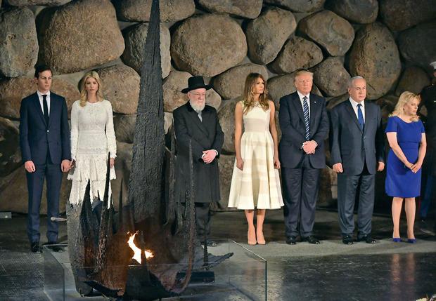 Le 23 mai à Jérusalem, au mémorial de Yad Vishem dédié aux victimes de la Shoah, en compagnie de Donald et Melania Trump et de Benyamin et Sara Netanyahu. Le Premier ministre israélien est un ami intime du père de Jared Kushner.