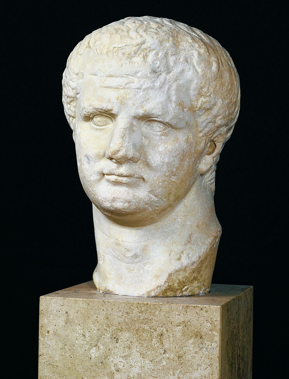 Titus (39 - 81)