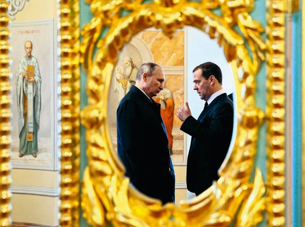 Le président Poutine et le Premier ministre Medvedev avaient inversé les rôles en 2008. Certains envisagent un scénario identique pour le scrutin de 2024.