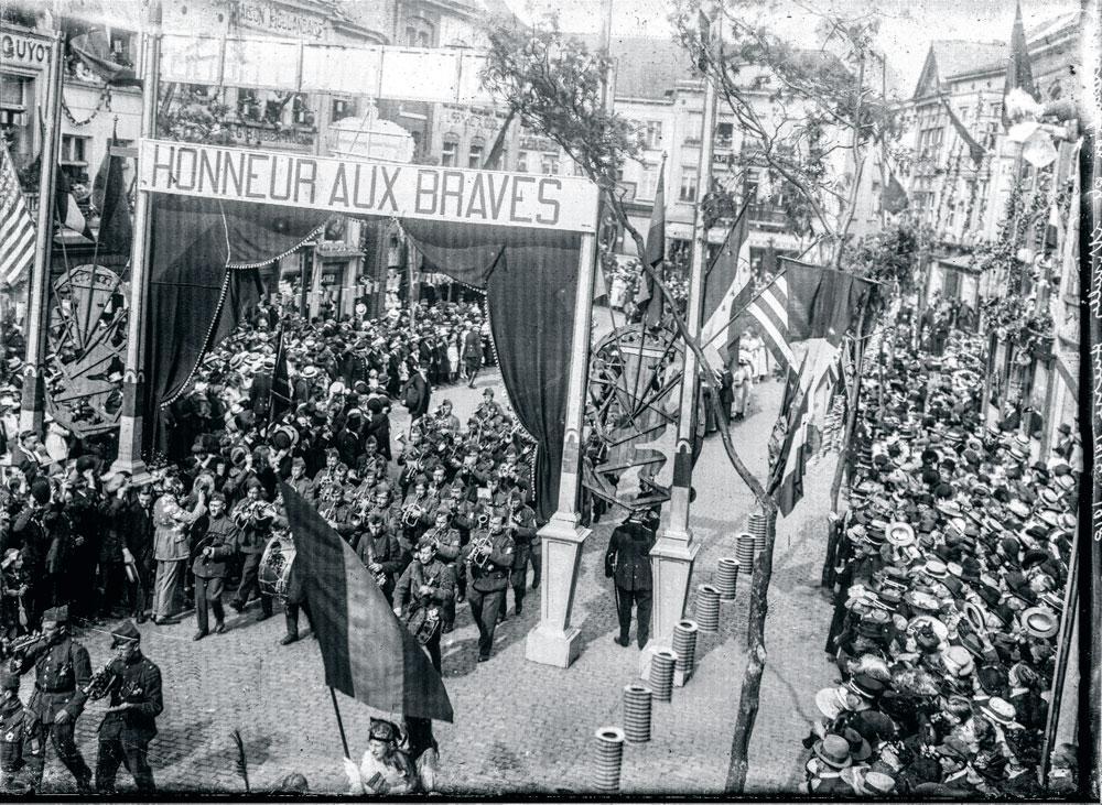 Le 11 novembre 1918, à Nivelles (et onze jours plus tard à Bruxelles), la population vivra un véritable moment d'extase patriotique.
