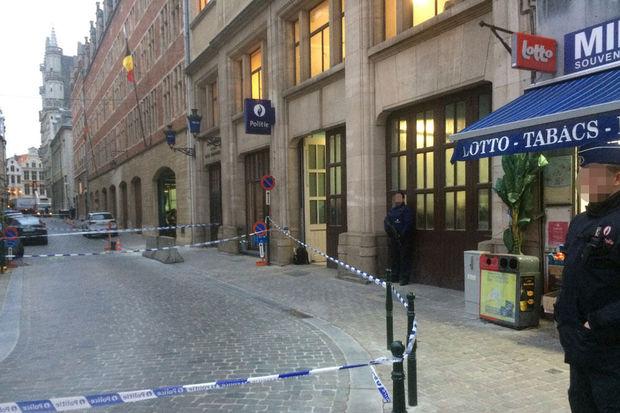 Une attaque au couteau visant des policiers à Bruxelles