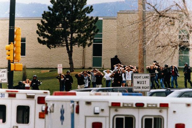 Le 20 avril 1999, la tuerie à l'école secondaire de Columbine (Colorado) avait fait 13 morts.