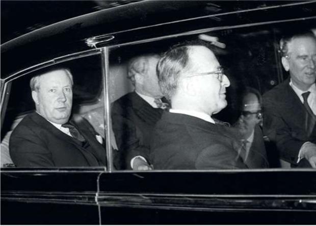 29 janvier 1963. Edward Heath, futur Premier ministre, mène la délégation chargée de négocier les conditions d'admission du Royaume-Uni au sein de la CEE.
