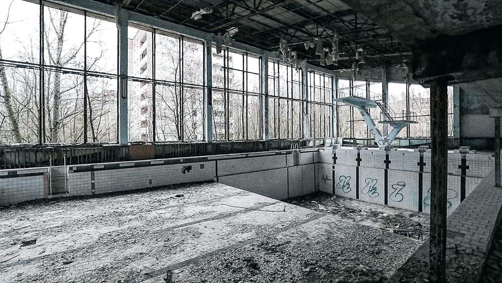 Martyr de la catastrophe de Tchernobyl, Pripyat draine aujourd'hui des dizaines de guides touristiques et tours opérateurs locaux. Le site à l'accès contrôlé vit au rythme d'un 