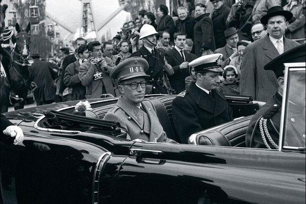 Le roi Baudouin inaugure l'expo, le 17 avril 1958.